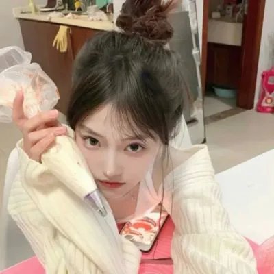 红色尾翼